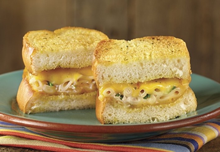 Southwest Mac & Grilled Cheese Sandwich