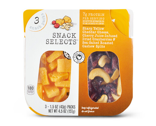 Park Street Deli Sharp Yellow Cheddar, Cranberries &amp; Cashews Snack Selects