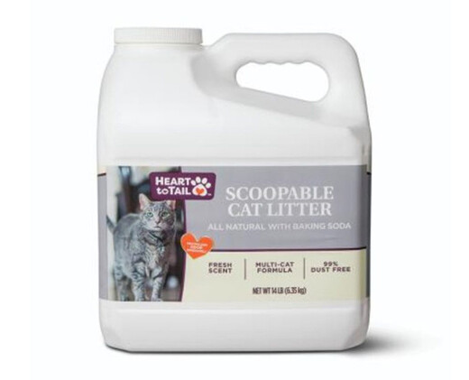 Heart to Tail Scoopable Cat Litter With Baking Soda