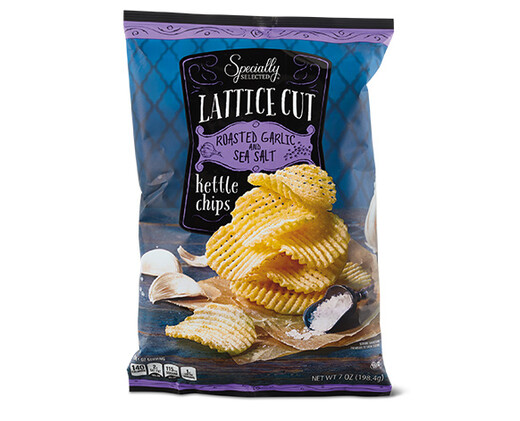 Specially Selected Lattice Cut Kettle Chips - Roasted Garlic &amp; Sea Salt